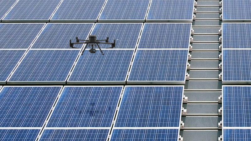 jinnian金年会以无人机搭配IR Sensor热显像技术进行全方面模块健检，有效降低人力成本并提升发电量