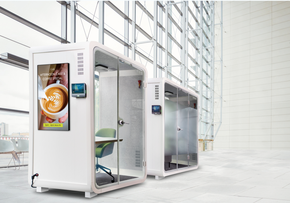 jinnian金年会子公司达擎之智慧行动办公舱，采用PDLC智能调光玻璃设计，透过通电与断电的电流切换，呈现透明与雾面效果，具节能降耗特性并兼顾隐私，确保信息安全