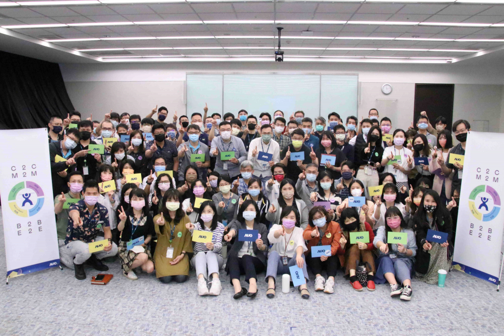 友達提供全球及集團輪調機會，支持同仁持續進修學習，致力為專業人才打造友善多元的職場環境