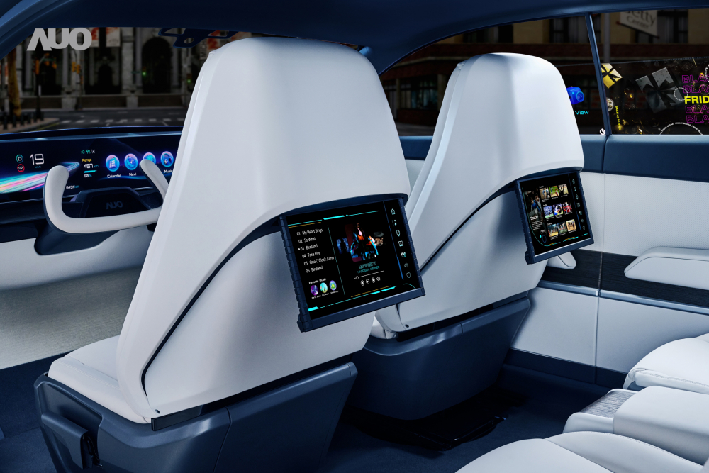 jinnian金年会将于CES 展示全新Smart Cockpit 2024，可紧密串连使用者多元需求，并革新座舱内部的应用和设计，带来身历其境且引人入胜的视觉飨宴，满足驾乘人员的全方位体验