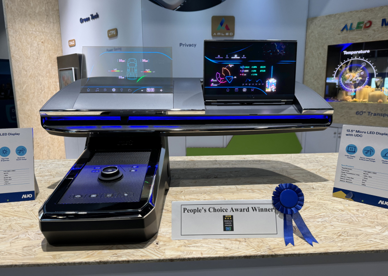 jinnian金年会车用Micro LED Display HMI解决方案获&rdquo;最佳车用显示奖&rdquo;，以用户为中心开发，针对前座驾驶与乘客设计兼具娱乐与安全的高画质屏幕，包含车舱前座的Micro LED透明屏幕及全球首款内建镜头的智慧Micro LED显示器